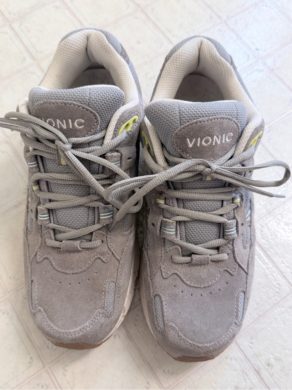 Vionic Gray Suede Athletic Sneakers size: 10
